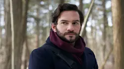 In the Dark S03E01 Suspendus à un fil en streaming