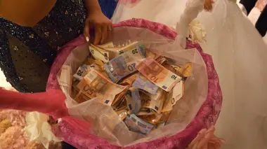 3 cérémonies hors du commun