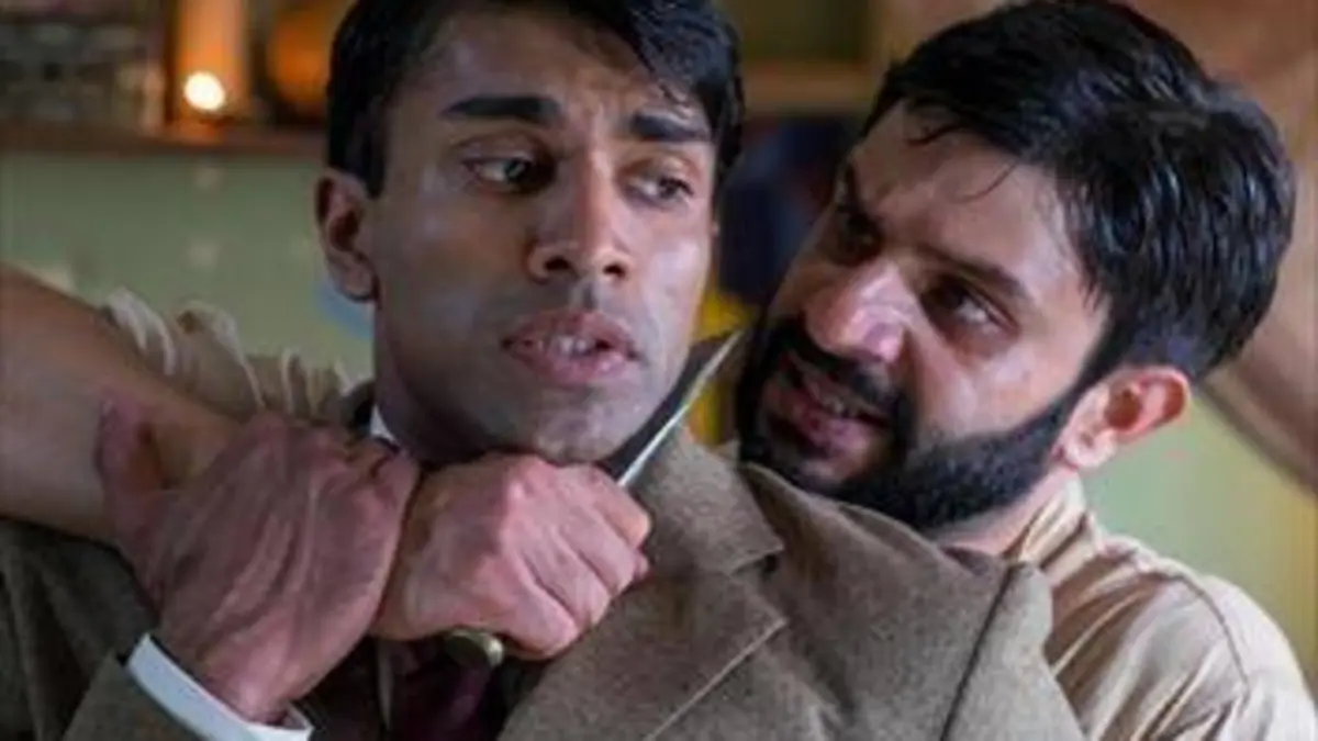 Indian Summers S02E02 Le milan noir