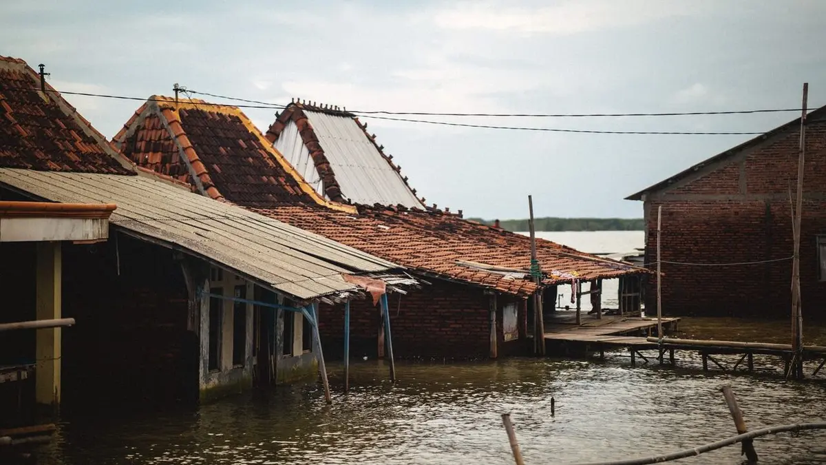 Indonésie, un village sous les eaux