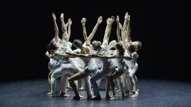 Influences, une histoire de l'art au présent Angelin Preljocaj, danser l'invisible