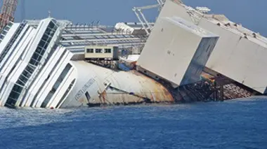 La remise à flot du Concordia