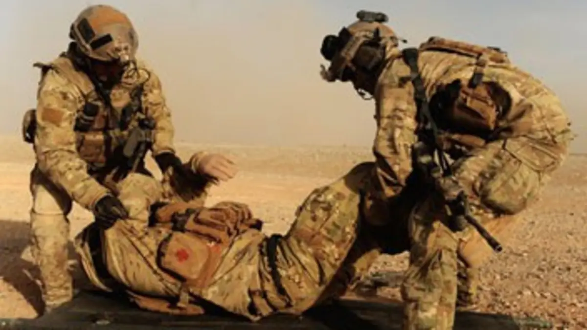 Inside soldats-secouristes E06 Retour imminent