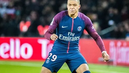 Intérieur sport Kylian Mbappé