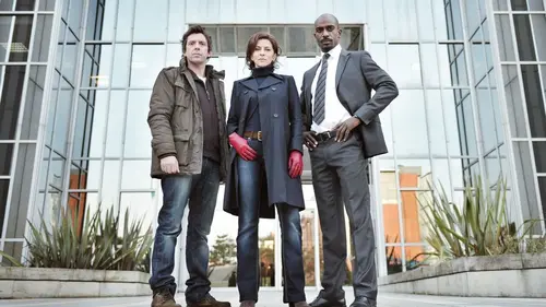 Interpol S02E02 La vie devant soi