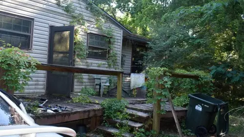 Interrogatoires Neighbour From Hell