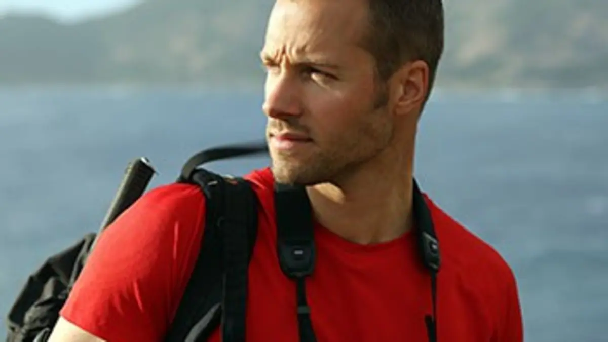 Into the French Wild S02E03 Corse