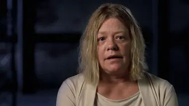 Derrière le rideau de douche