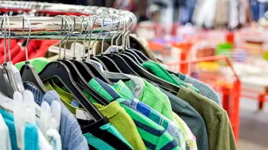 Seconde main : sur la piste de nos vieux vêtements