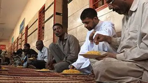 Invisibles au pays des purs