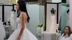 J'ai dit oui à la robe UK  De strass et de stress