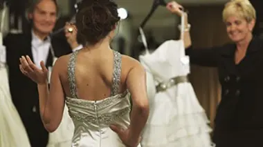 Les mariées vierges portent des manches