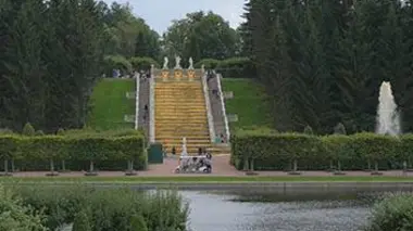 Peterhof (Russie)