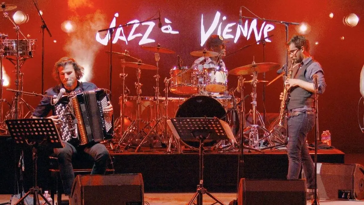 Jazz à Vienne Emile Parisien, Vincent Peirani : "File Under Zawinul"