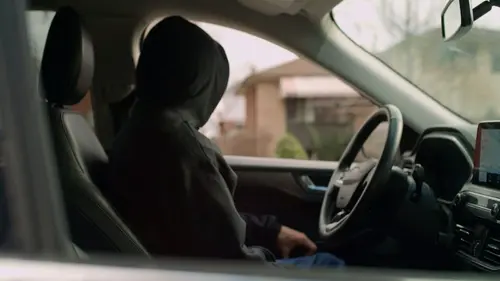 Je t'aime à la mort Faux dévots