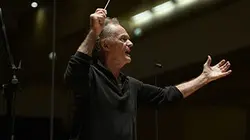 Visuel de Jean-Claude Casadesus dirige la «Symphonie n°2» de Mahler