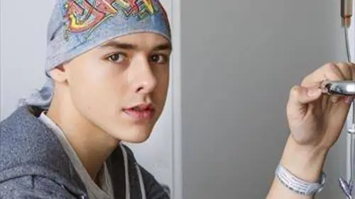 Jenny S01E04 Mes cheveux