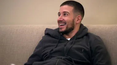 Beignets, poupées gonflables, et demoiselles d'honneur