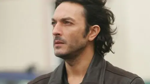 Jeu de dames S01E03 Où elles crient au vol