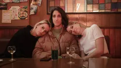 Jeune & golri S02E02 Des seins sublimes