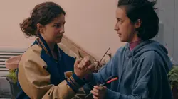 Jeune & golri S02E02 Des seins sublimes