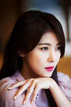 Photo Ji-won Ha