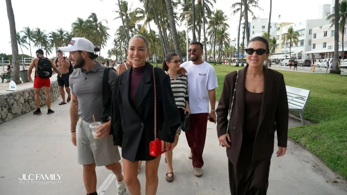 Visuel de JLC Family : Tout recommencer