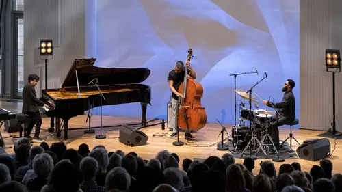 Joey Alexander Trio à la Fondation Louis Vuitton, Paris