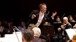 Visuel de Jonathan Nott dirige Debussy, Ravel, Brahms
