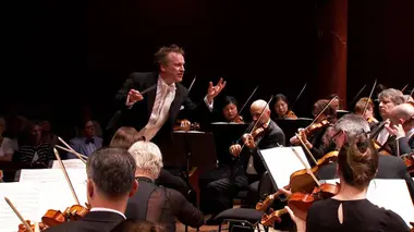 Jonathan Nott dirige Tchaïkovski, Moussorgski, Stravinsky Tchaïkovski, Moussorgski, Stravinsky