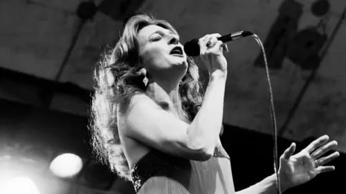 Casting Joni Mitchell : Le spleen et la colère