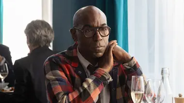 Joseph S01E01 Plat signature