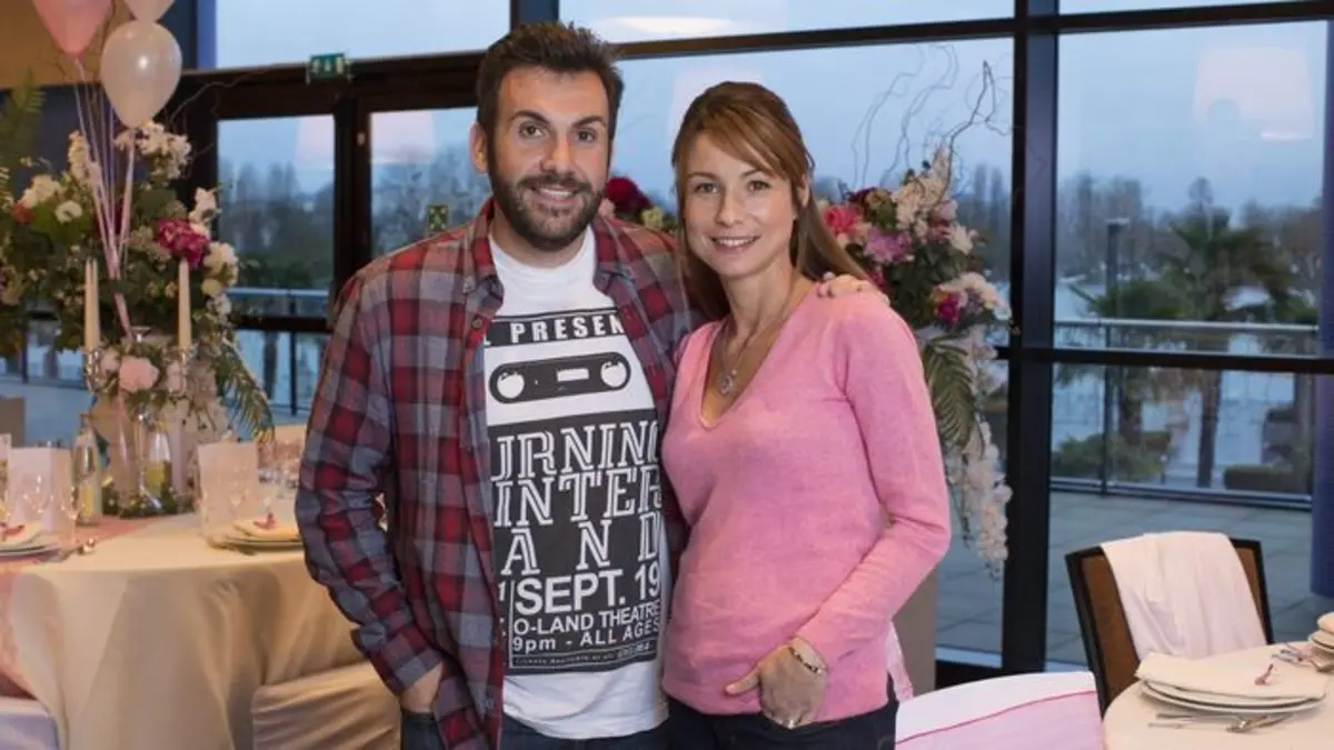 Joséphine, ange gardien S18E04 Trois campeurs et un mariage