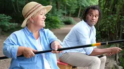 Joséphine, ange gardien S19E02 1998-2018, Retour vers le futur