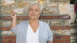 Joséphine, ange gardien S16E02 Papa est un chippendale