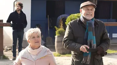 Joséphine, ange gardien S21E03 Trois anges valent mieux qu'un !