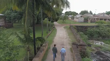 Josh Gates et les lieux de légende Cultes de la personnalité