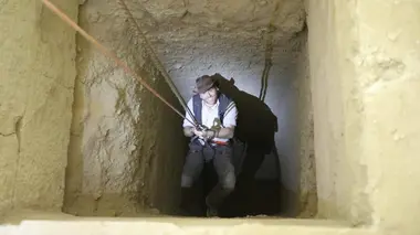 Josh Gates et les trésors perdus La tombe perdue de la momie