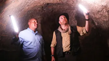 Josh Gates et les trésors perdus Le mystère de la pyramide inondée