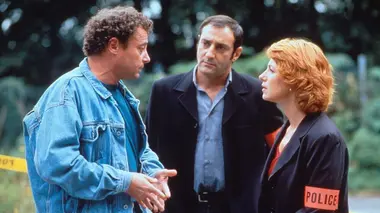 Julie Lescaut S09E04 L'inconnue de la nationale