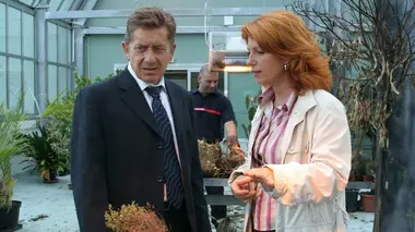 Julie Lescaut S15E03 Une affaire jugée