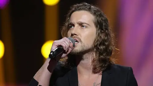 Julien Doré, l'électron libre