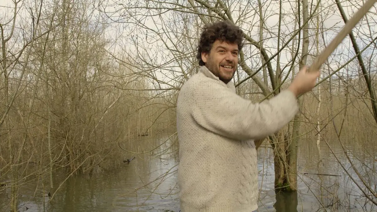 Julien, le marais et la libellule