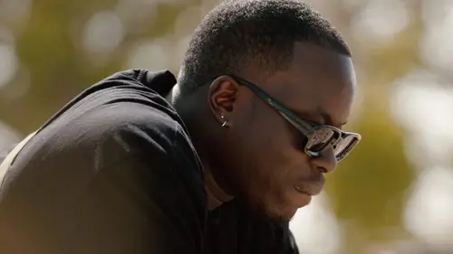 Jump ! S.Pri Noir, l'inclassable replay