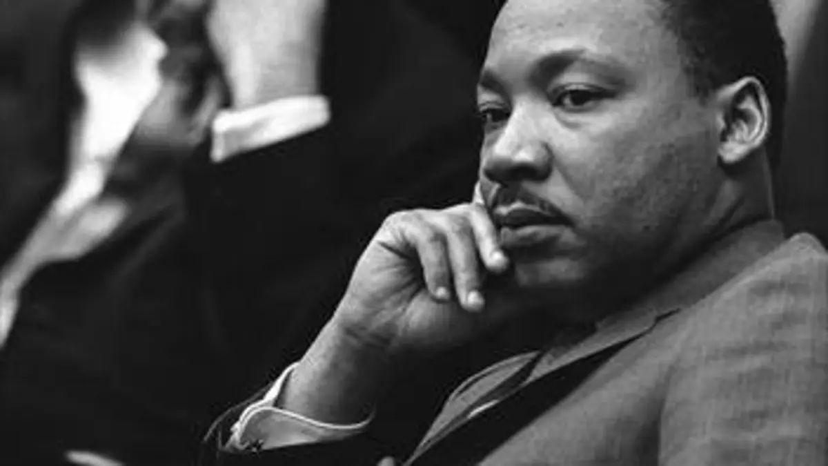 Justice pour Martin Luther King: à la poursuite de James Earl Ray A la poursuite de James Earl Ray