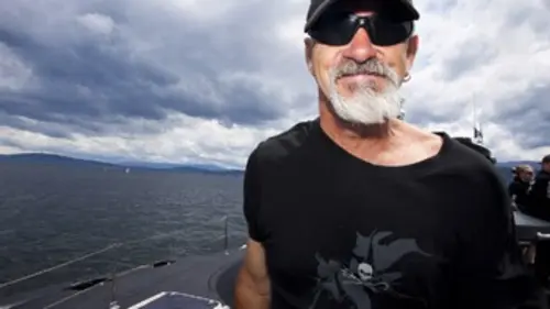 Justiciers des mers S04E05 Sur la piste de l'ennemi