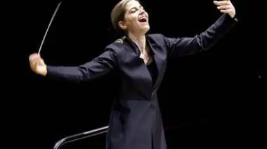Karina Canellakis et l'Orchestre de Paris (extrait)