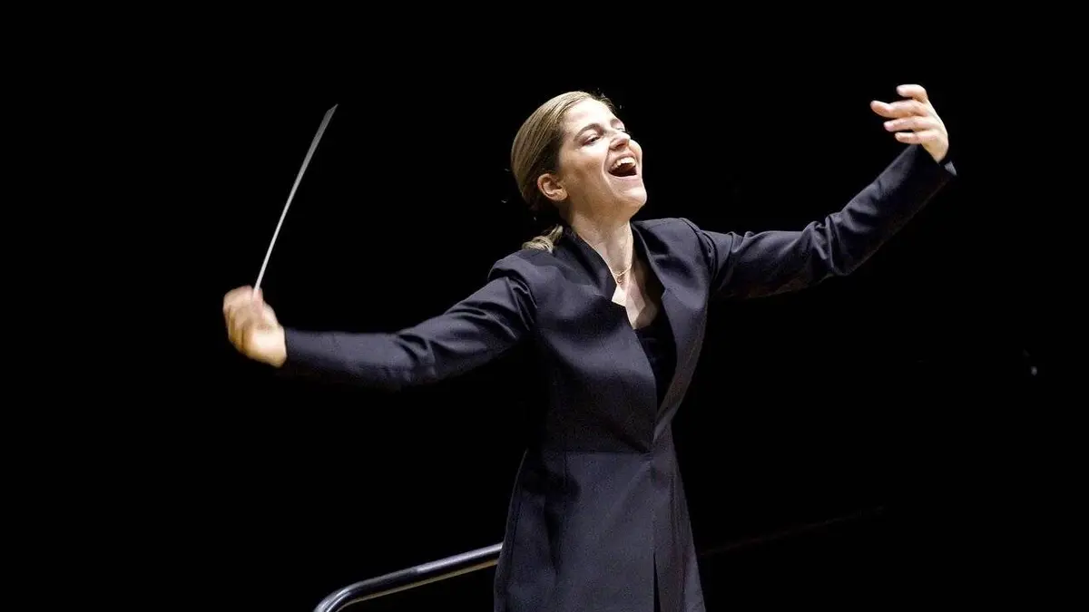 Karina Canellakis et l'Orchestre de Paris : Ravel