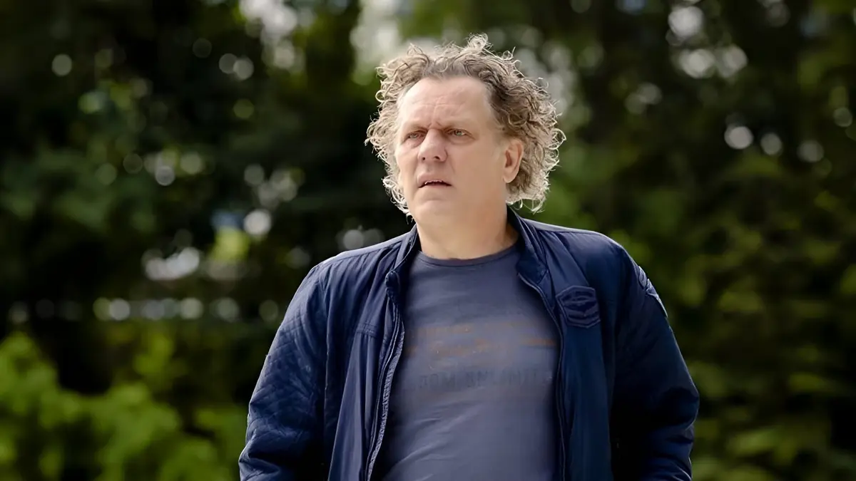 Kees Van Der Spek: Oplichters Aangepakt S08E02 Ivoorkust