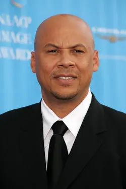 Photo Ken Whittingham